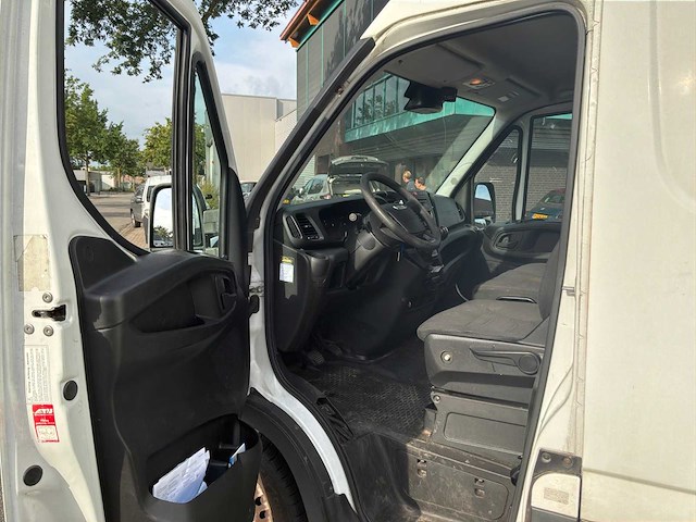 2016 iveco daily 35s15v 2.3 352 h2 geconditioneerde bedrijfswagen - afbeelding 27 van  27