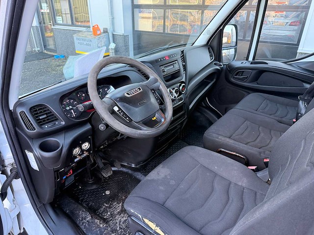 2016 iveco daily 40c17 3.0 375 bedrijfswagen chassis/cabine - afbeelding 4 van  7