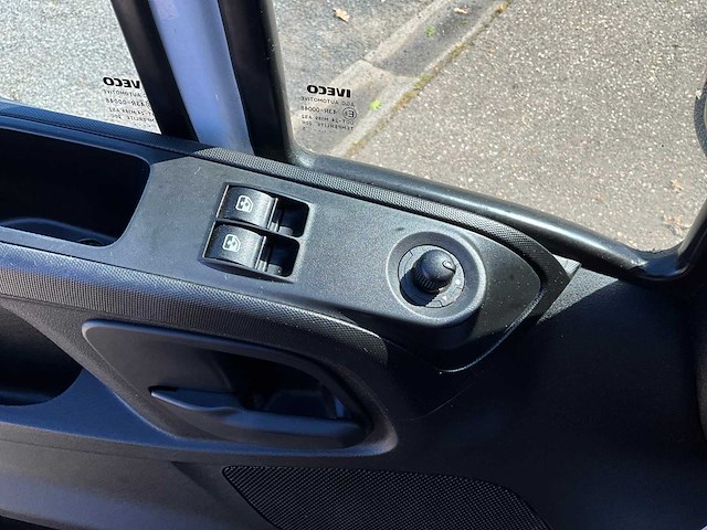 2016 iveco daily 40c21 3.0 auto transporter vs-967-v - afbeelding 18 van  37