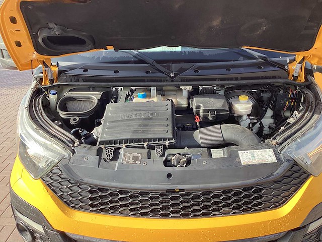 2016 iveco daily be trekker 8,4 ton bedrijfswagen - afbeelding 3 van  11