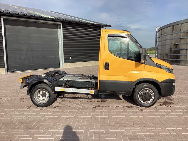 2016 iveco daily be trekker 8,4 ton bedrijfswagen - afbeelding 5 van  11