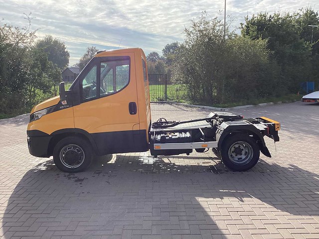 2016 iveco daily be trekker 8,4 ton bedrijfswagen - afbeelding 6 van  11