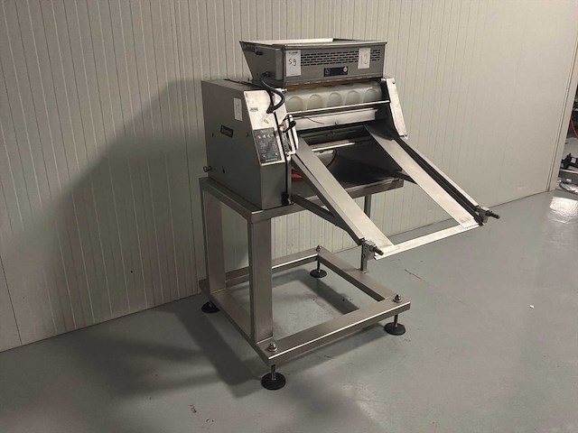 2016 janssen fm 128 koekjes snijmachine, rvs - afbeelding 2 van  7