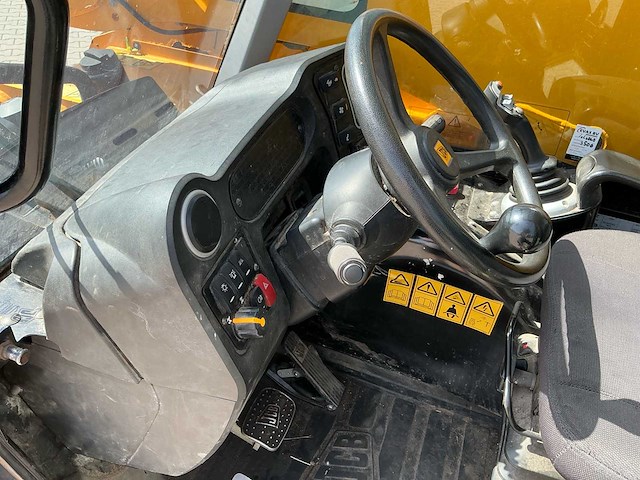 2016 jcb 527-58 agri plus 4x4 verreiker – 2.700 kg – 5,8m - afbeelding 4 van  37