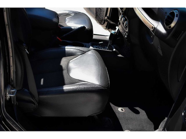 2016 jeep wrangler "75 year" unlimited suv 3,6l v6 - afbeelding 18 van  31