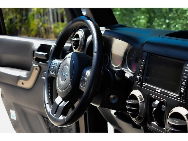 2016 jeep wrangler "75 year" unlimited suv 3,6l v6 - afbeelding 23 van  31