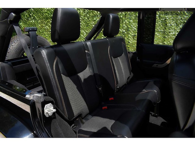 2016 jeep wrangler "75 year" unlimited suv 3,6l v6 - afbeelding 93 van  103