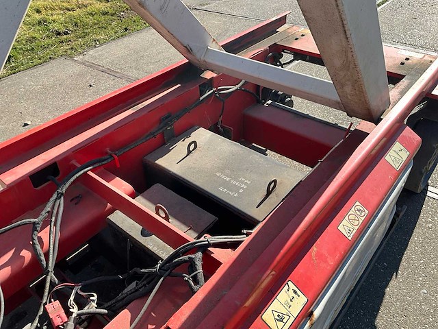 2016 jlg 2646 es schaarhoogwerker - afbeelding 6 van  15