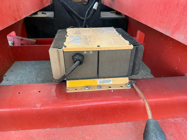 2016 jlg 2646 es schaarhoogwerker - afbeelding 7 van  8