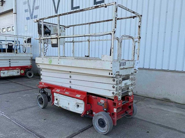 2016 jlg 2646 es schaarhoogwerker - afbeelding 1 van  17