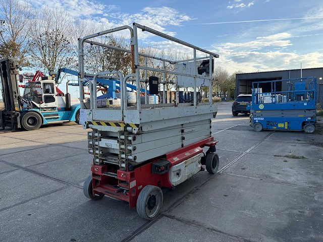 2016 jlg 2646 es schaarhoogwerker - afbeelding 1 van  17