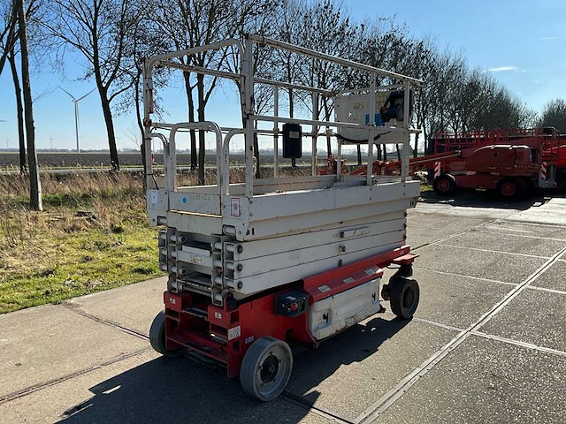 2016 jlg 2646 es schaarhoogwerker - afbeelding 4 van  20