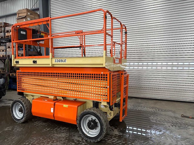 2016 jlg 3369 le schaarhoogwerker accu 2024 - afbeelding 3 van  9