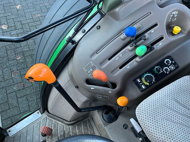 2016 john deere 5090g vierwielaangedreven landbouwtractor tnx-80-g - afbeelding 16 van  38