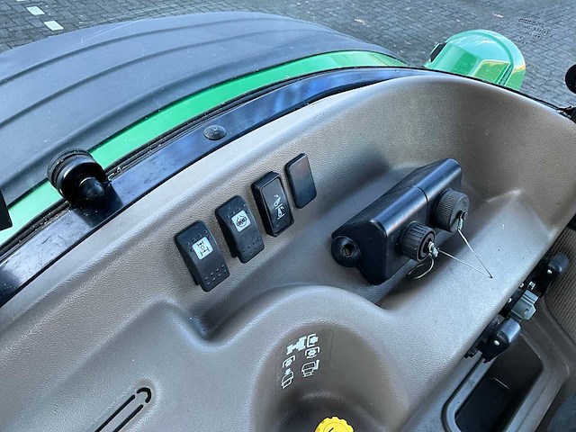 2016 john deere 5090g vierwielaangedreven landbouwtractor tnx-80-g - afbeelding 17 van  38