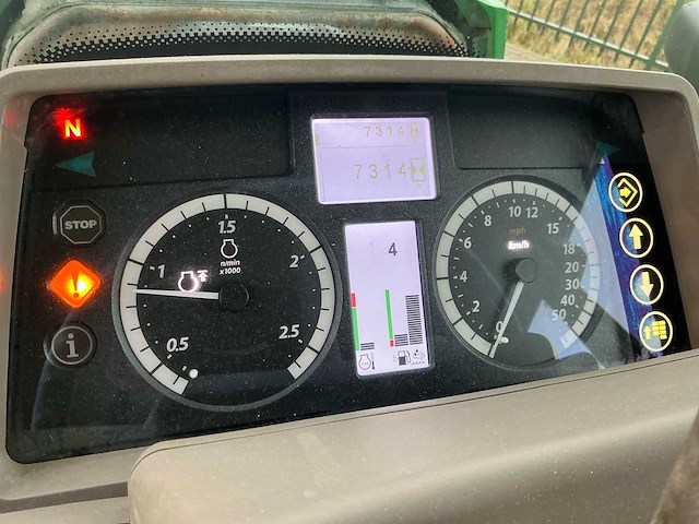 2016 john deere 6135m vierwielaangedreven landbouwtractor - afbeelding 18 van  23