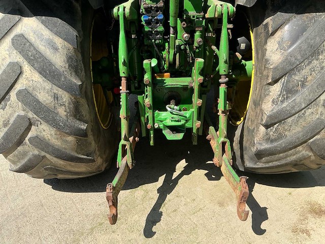 2016 john deere 6155r vierwielaangedreven landbouwtractor - afbeelding 4 van  18