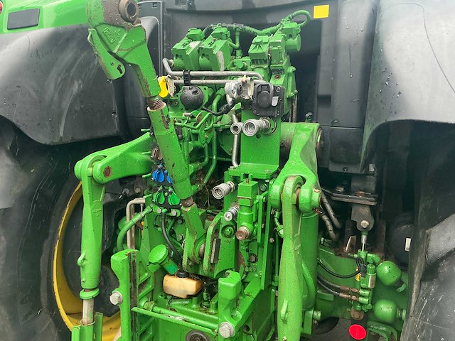 2016 john deere 6155r vierwielaangedreven landbouwtractor - afbeelding 6 van  52