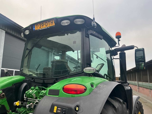 2016 john deere 6155r vierwielaangedreven landbouwtractor - afbeelding 30 van  52
