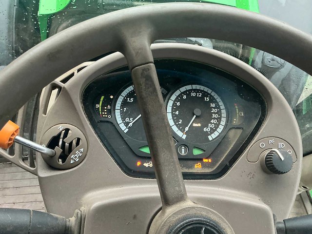 2016 john deere 6155r vierwielaangedreven landbouwtractor - afbeelding 44 van  52