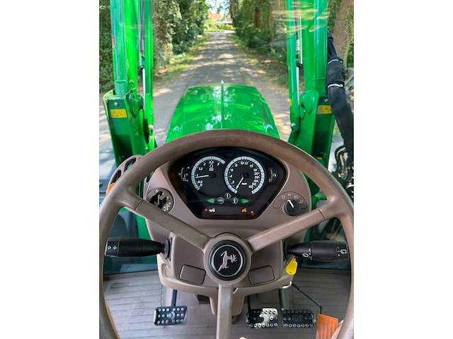 2016 john deere 6195r ap (frontlader) vierwielaangedreven landbouwtractor - afbeelding 8 van  11
