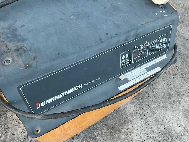 2016 jungheinrich 24v 3 pzs 375 stapelaar - afbeelding 17 van  25