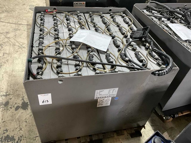 2016 jungheinrich 80 volt 6 pzs 930 accupakket - afbeelding 1 van  4