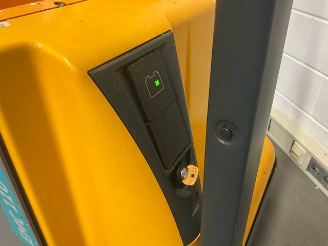 2016 jungheinrich emc 110 stapelaar - afbeelding 2 van  15