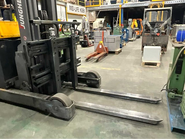 2016 jungheinrich etv 311 reachtruck - afbeelding 23 van  26