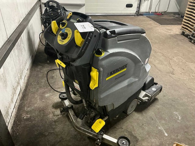 2016 kärcher b40 w bp schrob / zuigmachine - afbeelding 2 van  8