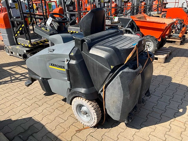 2016 kärcher professional km105/100r zit / veeg / zuigmachine - afbeelding 9 van  16
