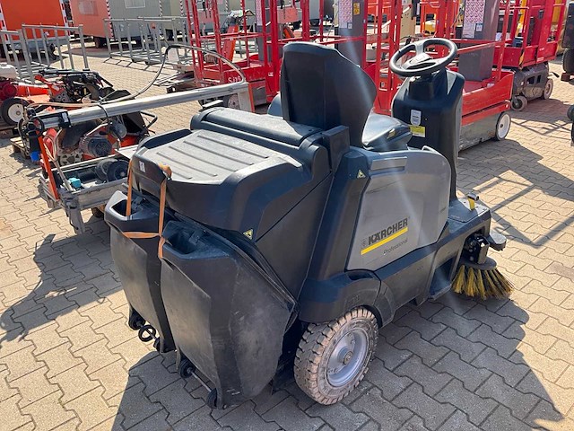 2016 kärcher professional km105/100r zit / veeg / zuigmachine - afbeelding 10 van  16