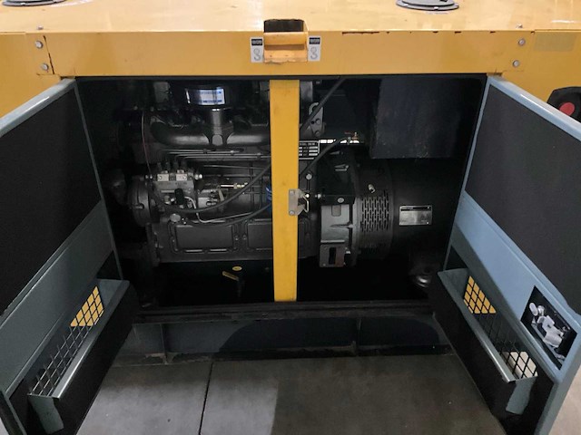 2016 kawakenki kk25 diesel noodstroomaggregaat - afbeelding 3 van  15