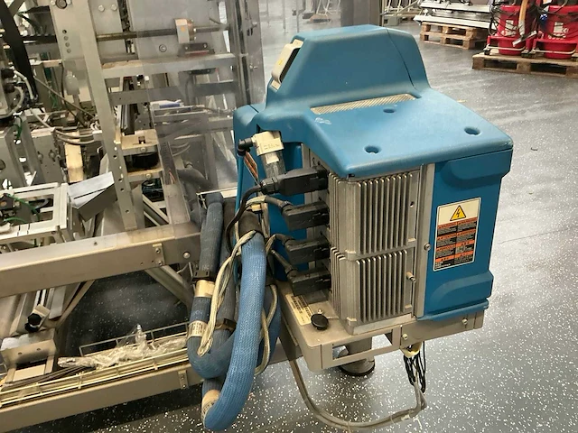 2016 knecht ta-545 dozenmaker dekselmaker met invoerbaan - afbeelding 5 van  41