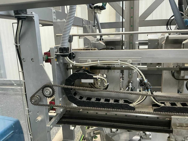 2016 knecht ta-545 dozenmaker dekselmaker met invoerbaan - afbeelding 7 van  41