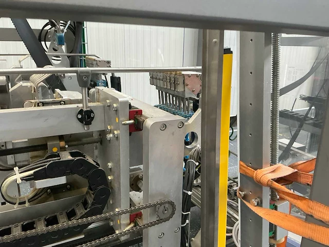 2016 knecht ta-545 dozenmaker dekselmaker met invoerbaan - afbeelding 8 van  41