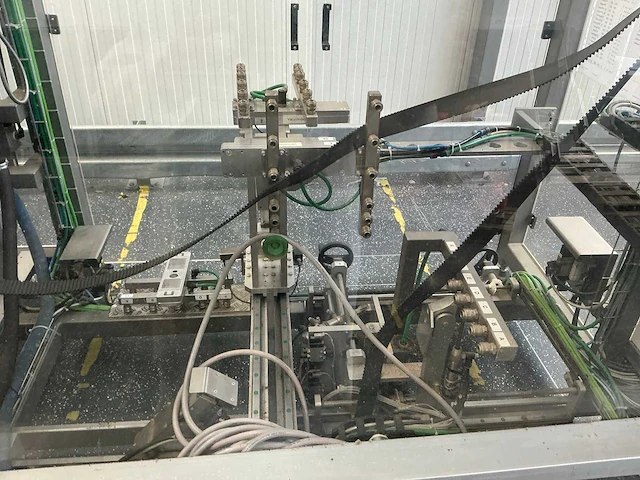 2016 knecht ta-545 dozenmaker dekselmaker met invoerbaan - afbeelding 11 van  41