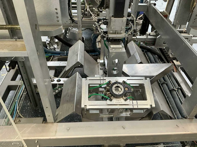 2016 knecht ta-545 dozenmaker dekselmaker met invoerbaan - afbeelding 39 van  41