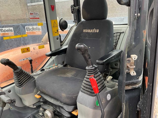 2016 komatsu pc80mr-3 midi graafmachine - afbeelding 16 van  38