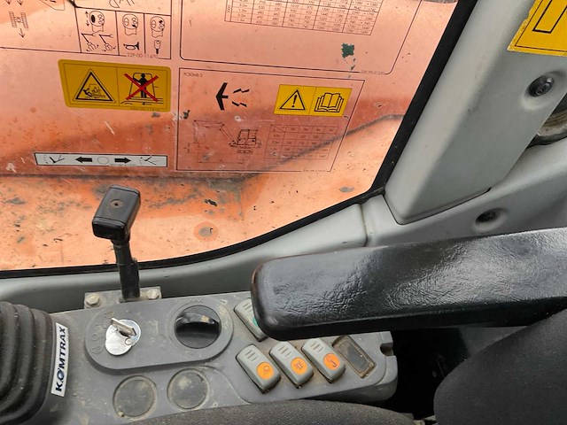 2016 komatsu pc80mr-3 midi graafmachine - afbeelding 18 van  38