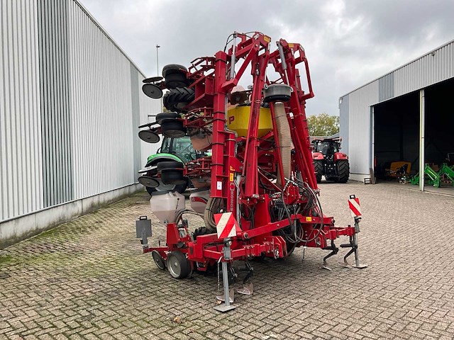2016 kongskilde aeromat 10 dte hk mais zaaimachine - afbeelding 22 van  27