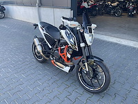 2016 ktm - 690 duke - motorcycle - afbeelding 3 van  11