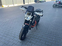 2016 ktm - 690 duke - motorcycle - afbeelding 1 van  11