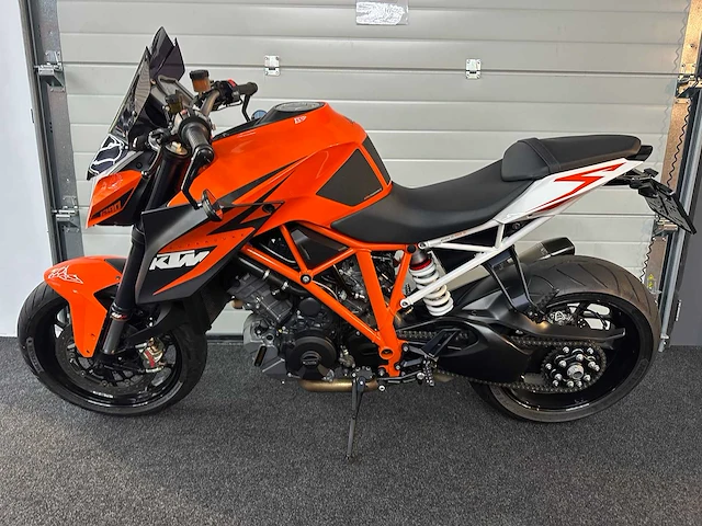 2016 ktm 1290 superduke r abs motorfiets - afbeelding 3 van  8