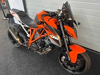 2016 ktm 1290 superduke r abs motorfiets - afbeelding 4 van  8