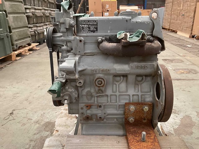 2016 kubota d1105-ef02 dieselmotor - afbeelding 7 van  10