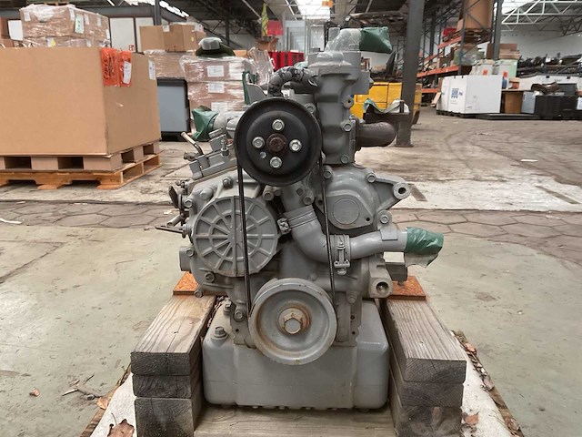 2016 kubota d1105-ef02 dieselmotor - afbeelding 8 van  10
