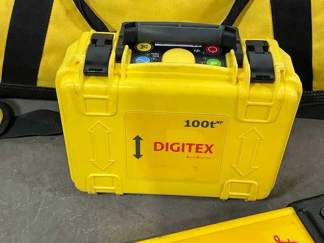 2016 leica digicat 550i xf kabelzoeker met diepte uitlezing incl. generator - afbeelding 3 van  6