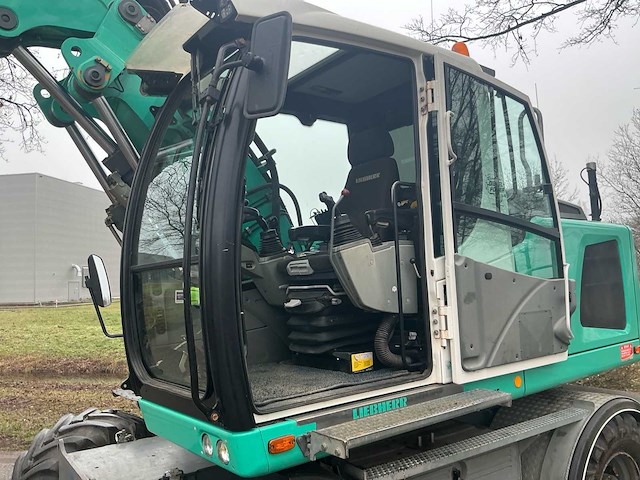 2016 liebherr a916 litronic banden graafmachine - afbeelding 18 van  38