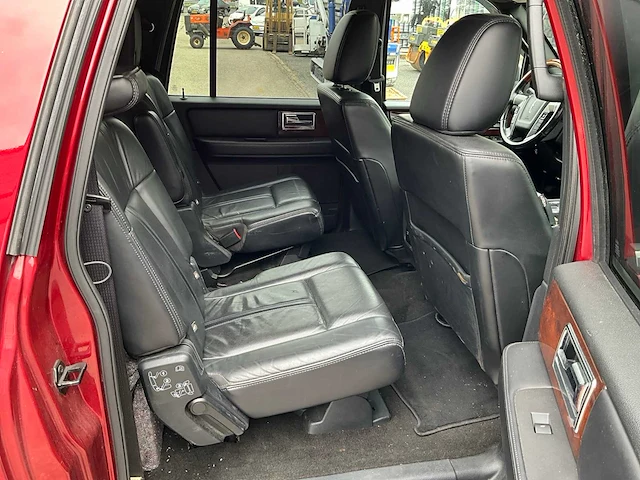 2016 lincoln navigator bedrijfswagen vvn-65-t - afbeelding 28 van  45